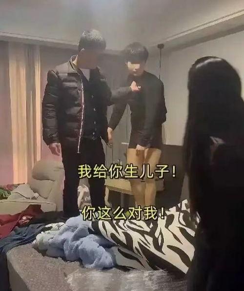 成人观看的男男视频,情感与欲望的交织